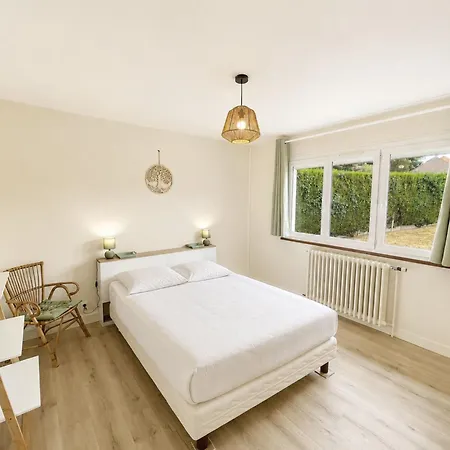 Les Glaieuls By Interhome Touques