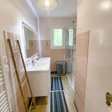 Les Glaieuls By Interhome